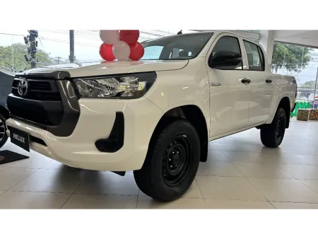 TOYOTA HILUX 2.8 D-4D TURBO DIESEL CD POWER PACK 4X4 AUTOMATICO