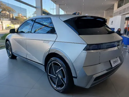 HYUNDAI IONIQ 84 KW ELÉTRICO SIGNATURE AWD