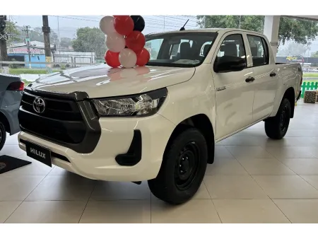 TOYOTA HILUX 2.8 D-4D TURBO DIESEL CD POWER PACK 4X4 AUTOMATICO