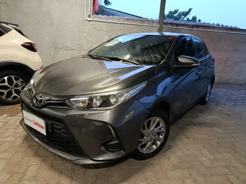 TOYOTA YARIS 2024 - foto 1