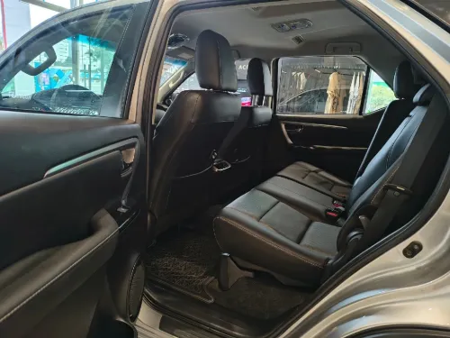 TOYOTA HILUX SW4 2024 - foto 10