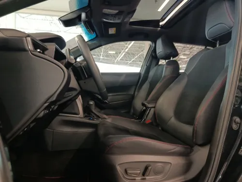 TOYOTA Corolla Cross 2025 - foto 11