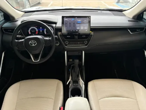 TOYOTA Corolla Cross 2026 - foto 8