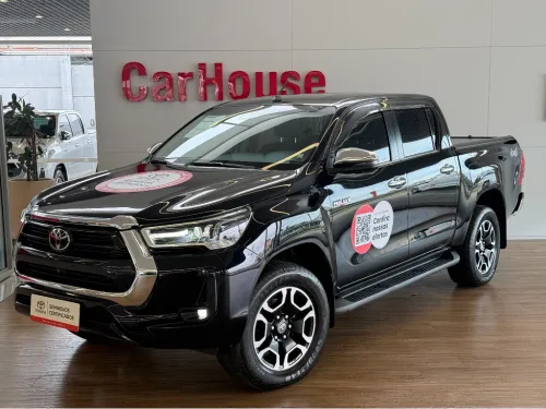 TOYOTA HILUX 2023 - foto 1