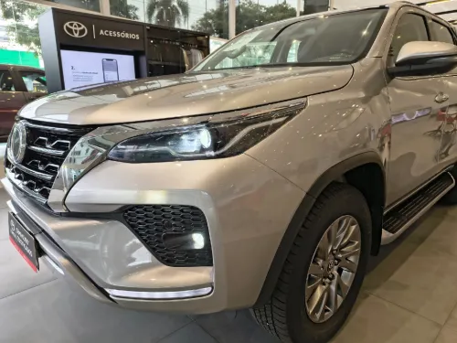 TOYOTA HILUX SW4 2024 - foto 15