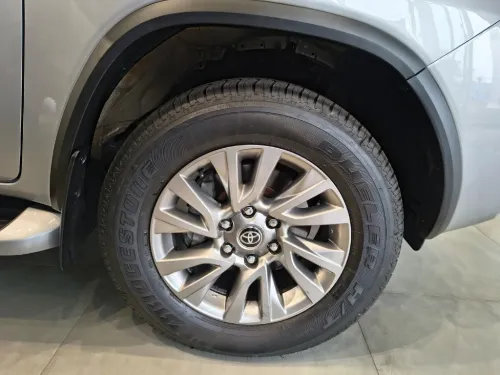 TOYOTA HILUX SW4 2024 - foto 20