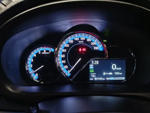 TOYOTA YARIS 2024 - foto 21