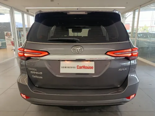 TOYOTA HILUX SW4 2024 - foto 5