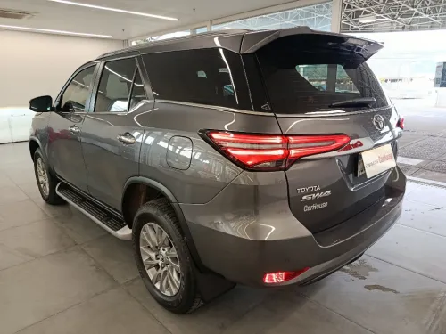 TOYOTA HILUX SW4 2024 - foto 6